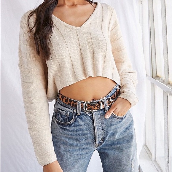 Cream v neck ribbed cropped f21 sweater - Picture 2 of 6